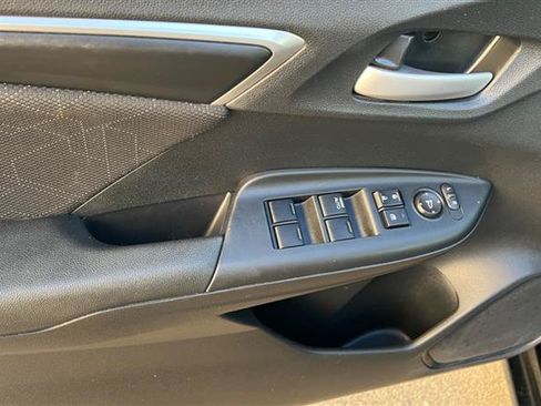 Used 2015 Honda Fit image 16