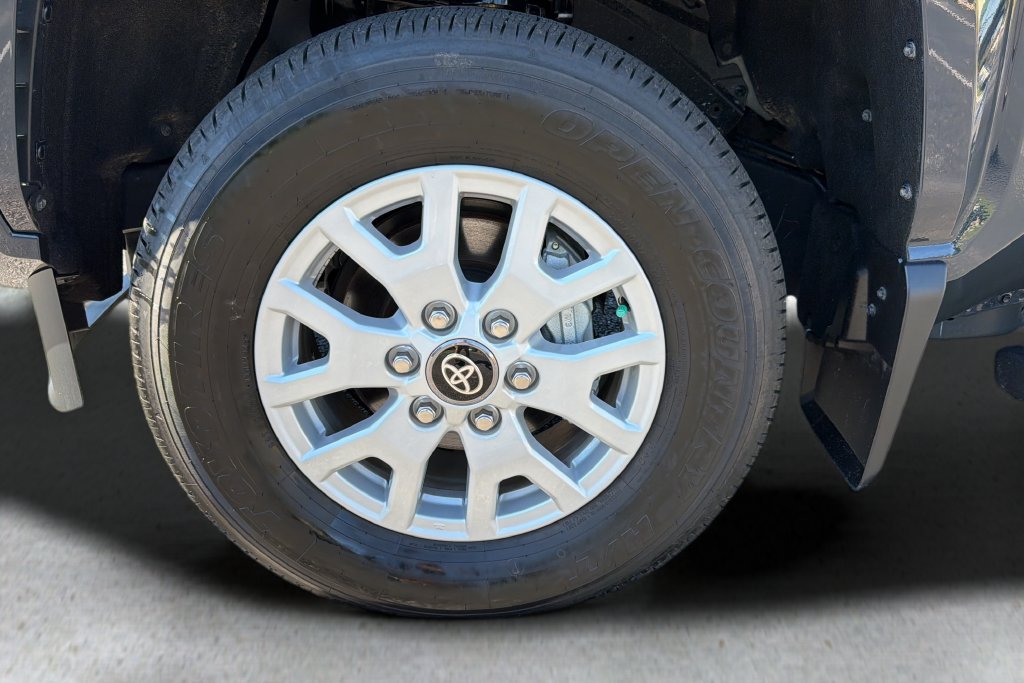 Certified 2026 Toyota Tacoma SR5 RWD image 9