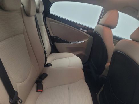 Used 2015 Hyundai Accent GLS FWD image 19