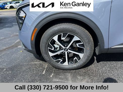 Certified 2023 Kia Sportage EX FWD image 17