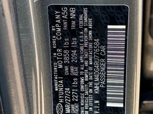 Used 2024 Hyundai Elantra SEL FWD image 30