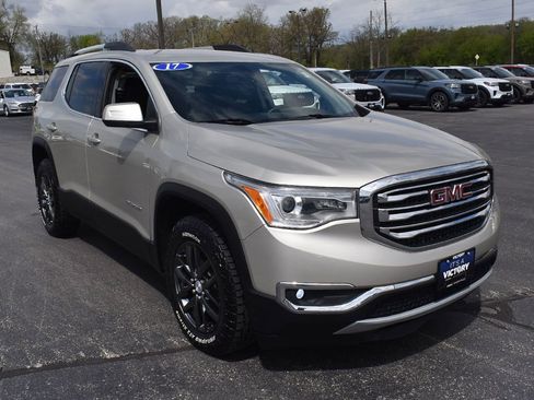 Used 2017 GMC Acadia SLT AWD/4WD image 13