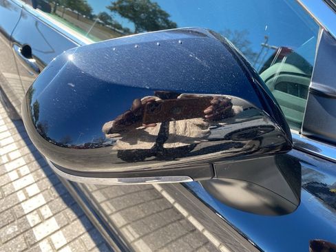 Used 2024 Toyota Camry SE image 13