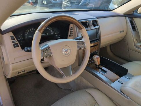 Used 2008 Cadillac XLR image 2