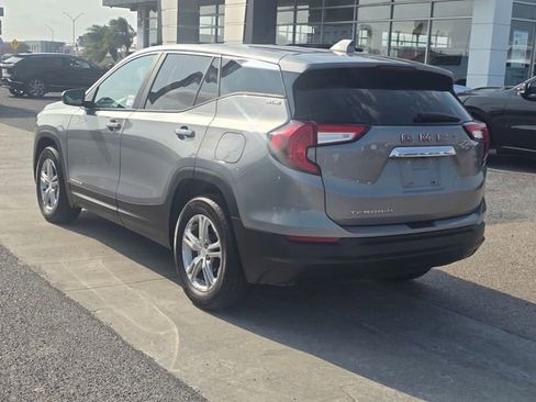 Used 2023 GMC Terrain SLE FWD image 8