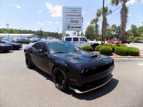 Certified 2023 Dodge Challenger R/T Scat Pack RWD image 1