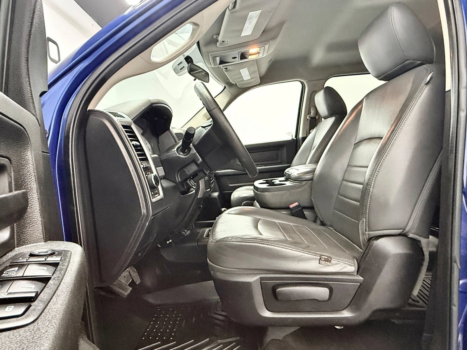 Used 2018 RAM 2500 Tradesman w/ Chrome Appearance Group AWD/4WD image 10