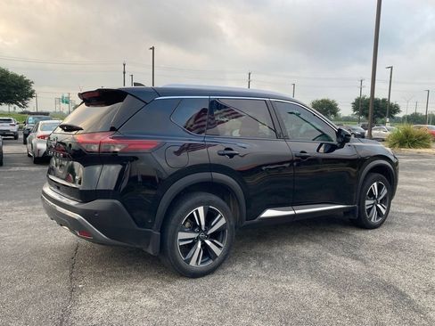 Used 2023 Nissan Rogue SL w/ SL Premium Package FWD image 5