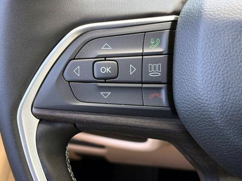 New 2026 Jeep Grand Cherokee Limited AWD/4WD image 15