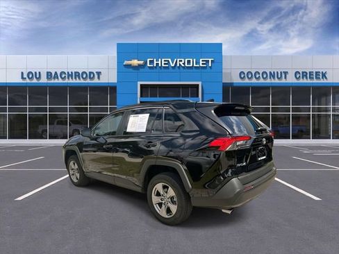 Used 2024 Toyota RAV4 XLE FWD image 6