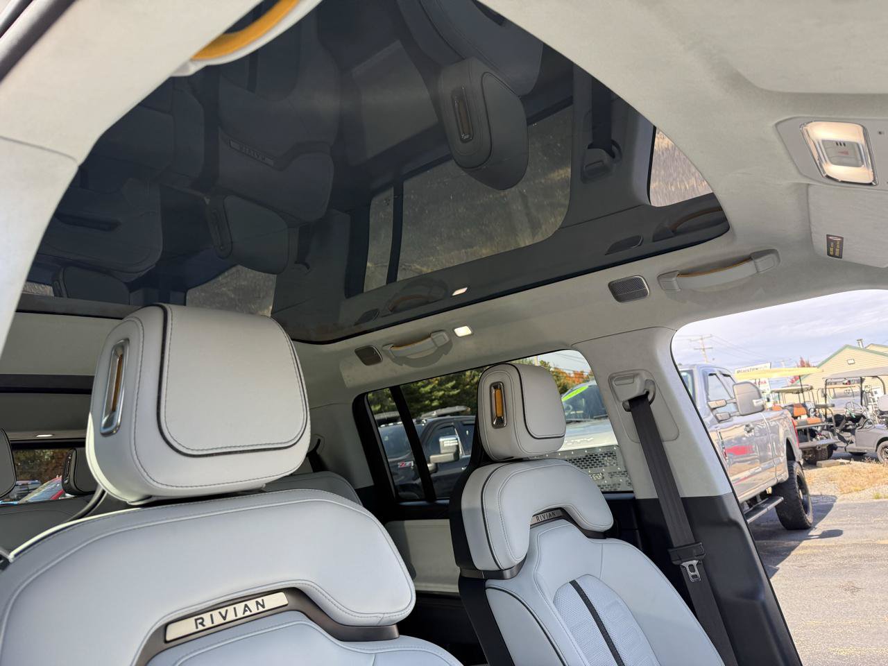 Used 2023 Rivian R1S Adventure Quad AWD/4WD image 20