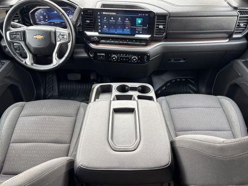 Used 2025 Chevrolet Silverado 2500 LT w/ Convenience Package AWD/4WD image 15