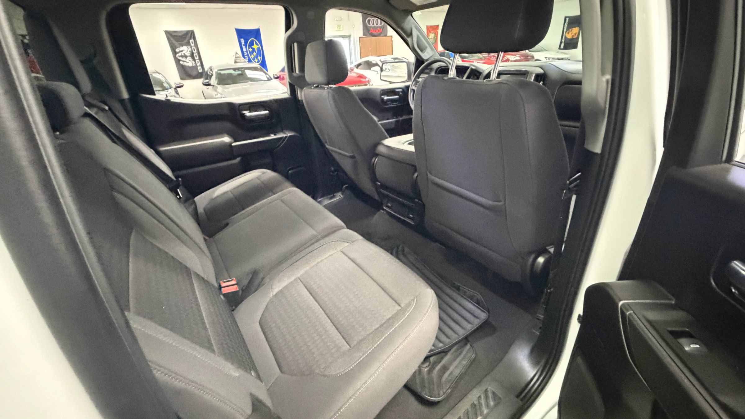 Used 2022 Chevrolet Silverado 1500 Custom AWD/4WD image 21