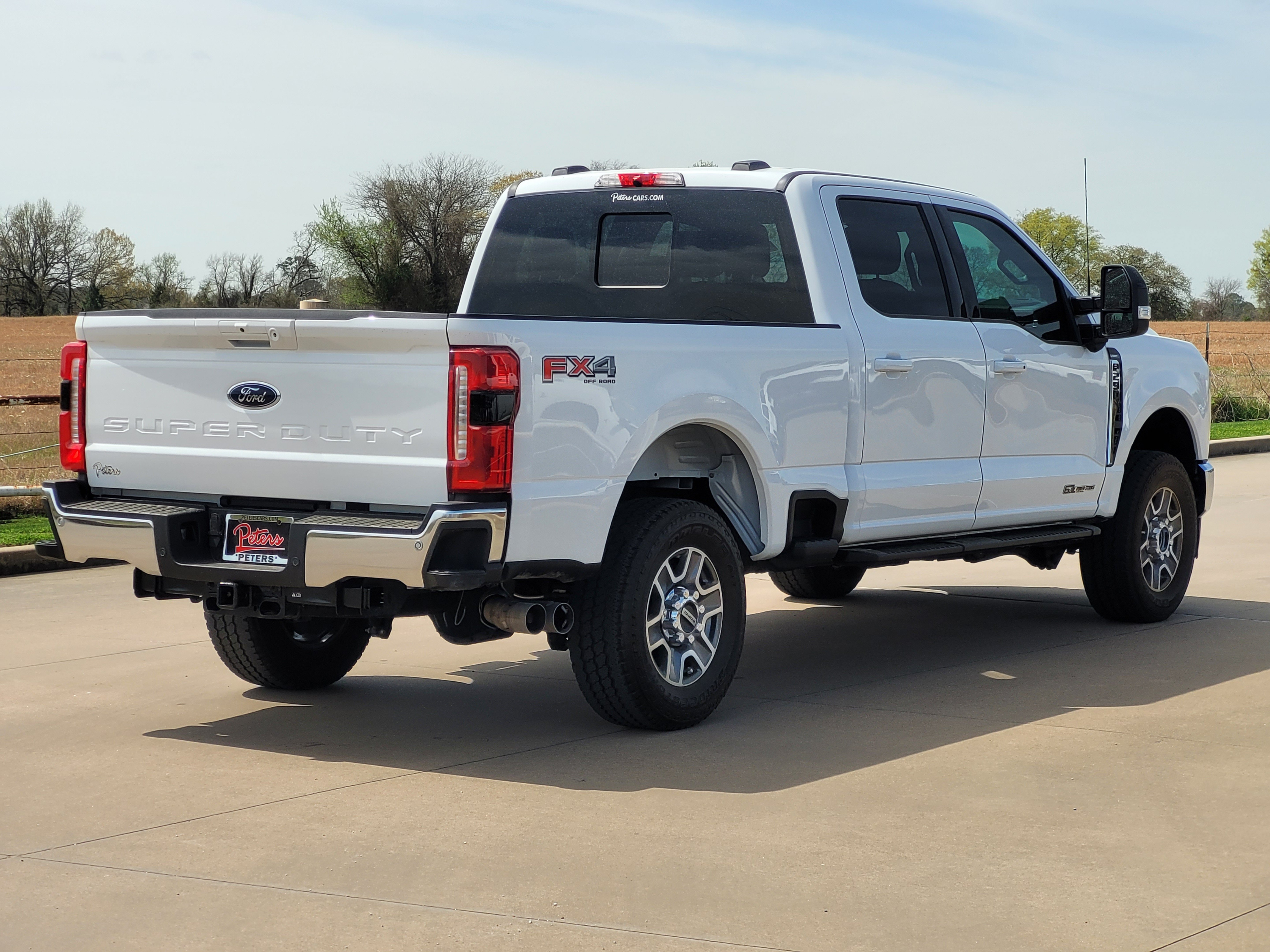 Used 2024 Ford F250 Lariat w/ FX4 Off-Road Package AWD/4WD image 4
