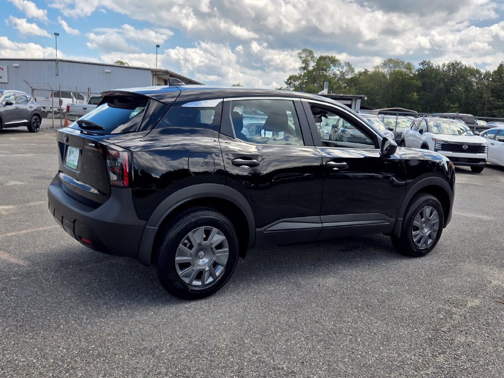 New 2027 Nissan Kicks S FWD image 11