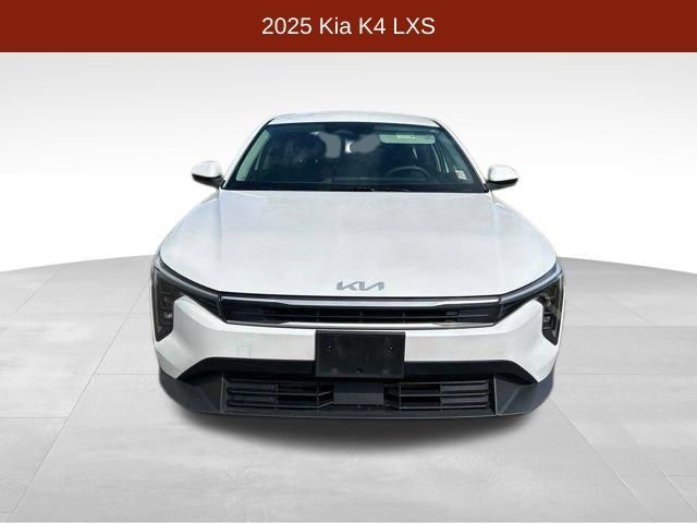 Used 2025 Kia K4 FWD image 2