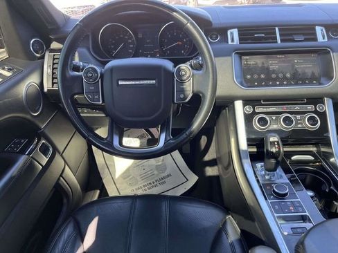 Used 2017 Land Rover Range Rover Sport HSE image 8