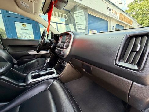 Used 2022 Chevrolet Colorado LT w/ Luxury Package AWD/4WD image 27
