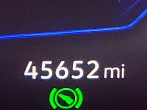 Used 2024 Volkswagen Taos SE image 11