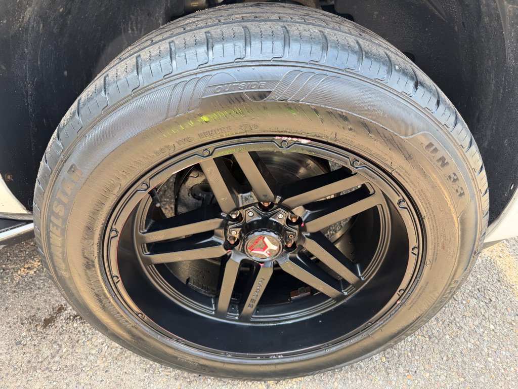Used 2014 GMC Yukon Denali AWD/4WD image 15