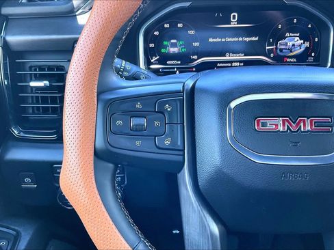 Used 2024 GMC Sierra 2500 AT4 w/ AT4 Premium Plus Package AWD/4WD image 24