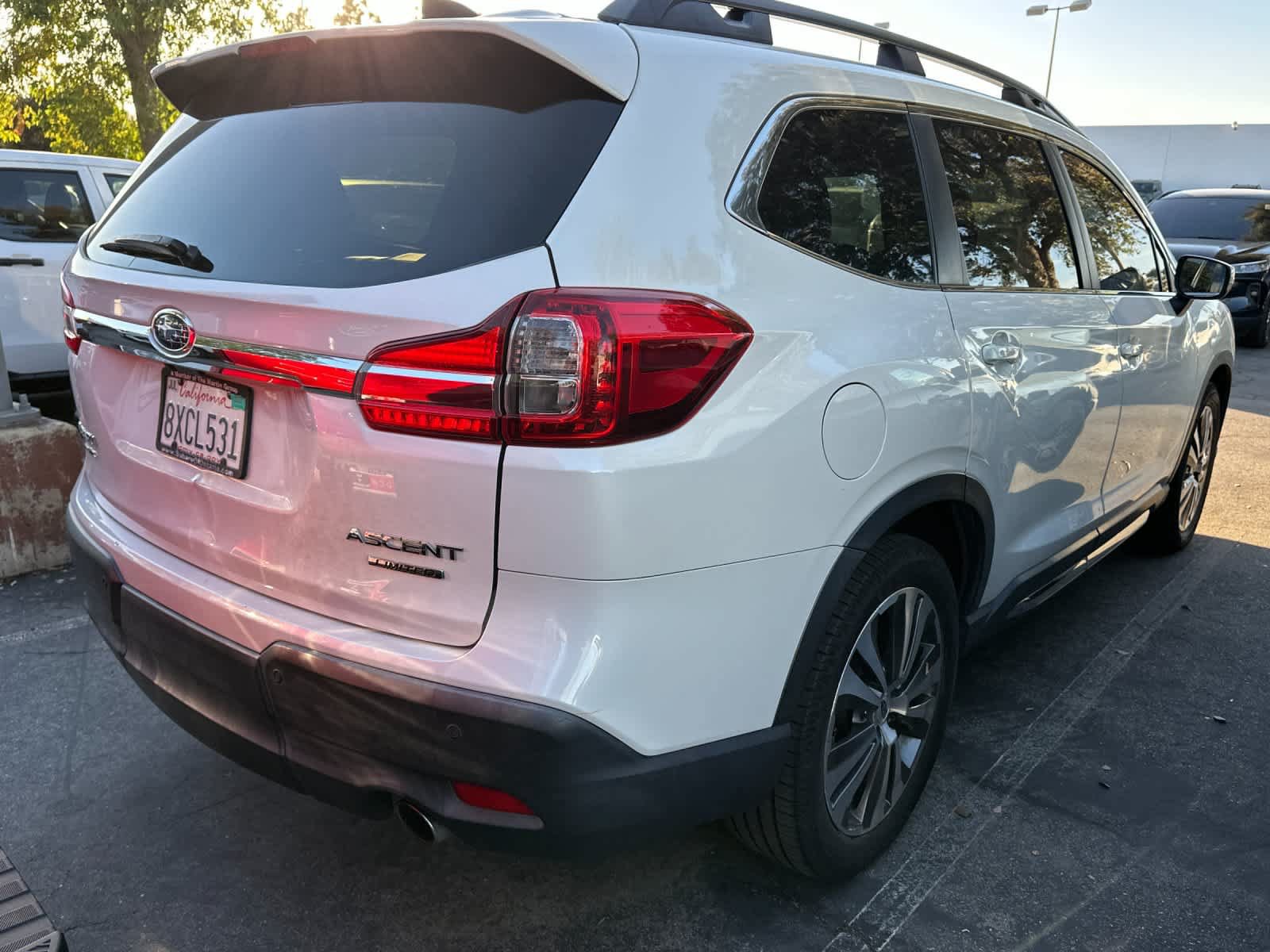 Used 2021 Subaru Ascent Limited w/ Technology Package AWD/4WD image 4