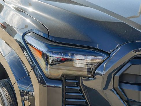 New 2026 Toyota Tacoma SR5 image 9