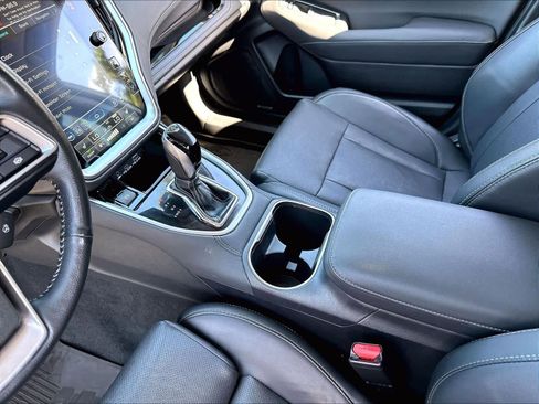 Used 2023 Subaru Outback Limited AWD/4WD image 20