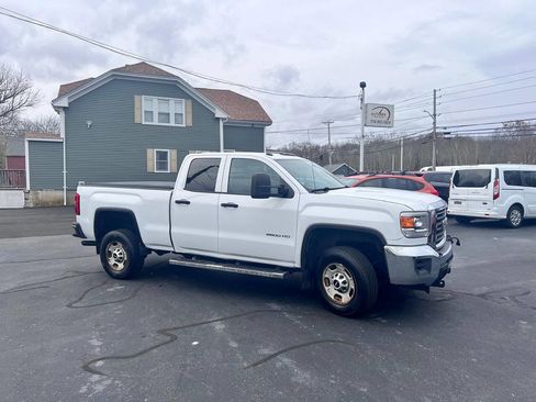Used 2015 GMC Sierra 2500 4x4 Double Cab w/ Sierra Convenience Package image 2