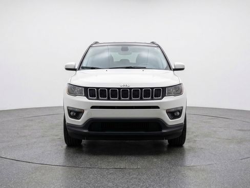 Used 2025 Jeep Compass Limited image 2