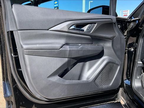 New 2026 Chevrolet Equinox EV LT w/ Comfort Package image 11