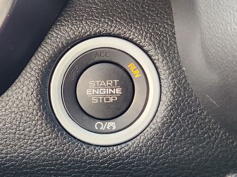 Used 2023 RAM 1500 Big Horn AWD/4WD image 22