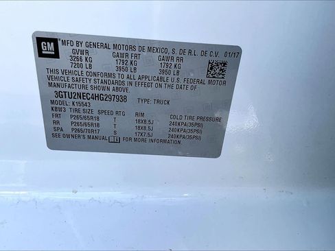 Used 2017 GMC Sierra 1500 SLT w/ SLT Preferred Package AWD/4WD image 36