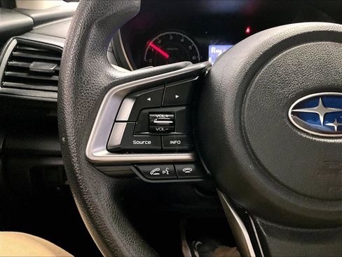 Used 2018 Subaru Impreza 2.0i Premium image 18