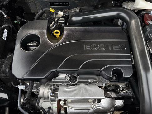 Used 2023 Chevrolet Equinox RS image 30