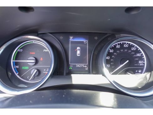 Used 2020 Toyota Camry SE FWD image 14