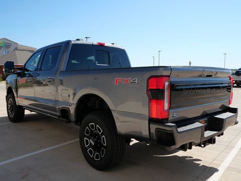 New 2026 Ford F250 Platinum AWD/4WD image 6