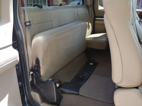 Used 2004 Ford F250 4x4 SuperCab Super Duty image 32