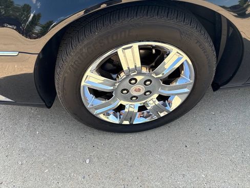 Used 2008 Cadillac DTS Performance w/ Platinum Edition FWD image 10
