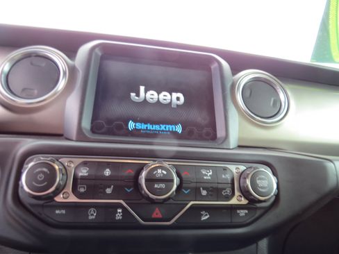 Used 2019 Jeep Wrangler Unlimited Rubicon image 22