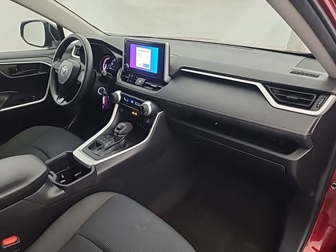 Used 2023 Toyota RAV4 LE image 15