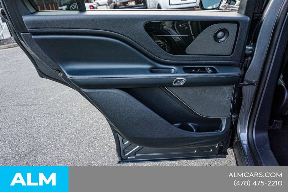 Used 2025 Lincoln Aviator Reserve AWD/4WD image 49