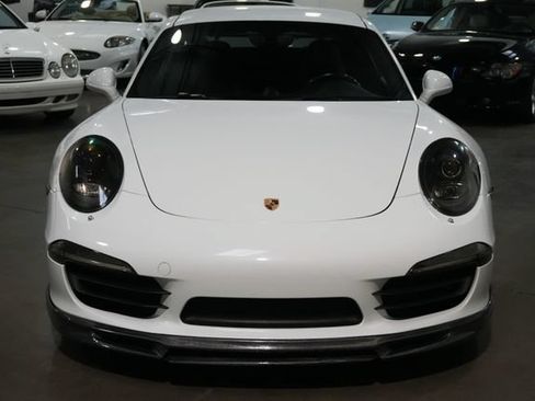 Used 2015 Porsche 911 Carrera 4S AWD/4WD image 3