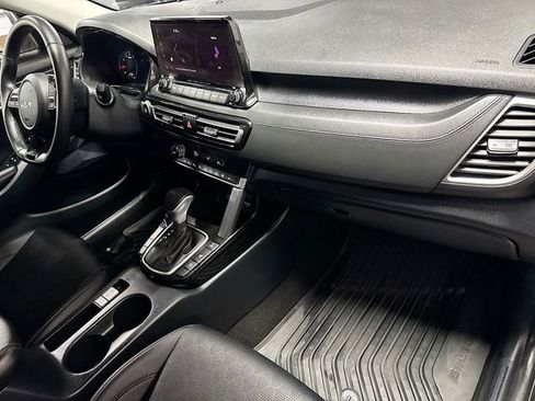Used 2023 Kia Seltos SX AWD/4WD image 32