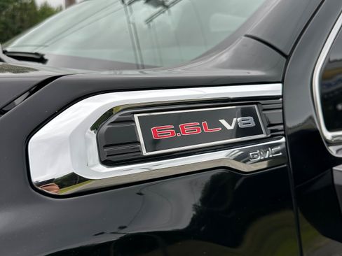 Used 2022 GMC Sierra 2500 SLT w/ SLT Convenience Package AWD/4WD image 29