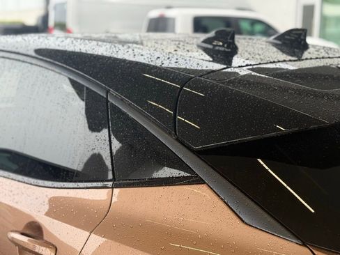 Used 2025 Nissan Ariya Platinum image 36