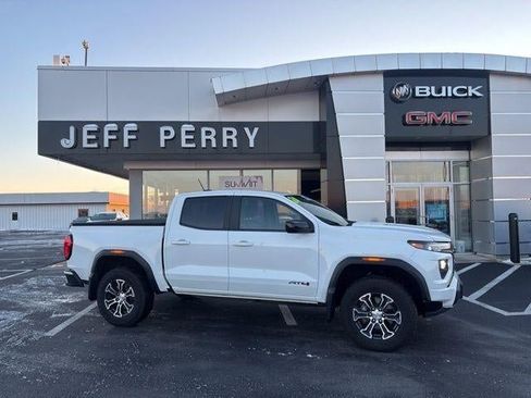 Used 2024 GMC Canyon AT4 w/ AT4 Premium Package image 1