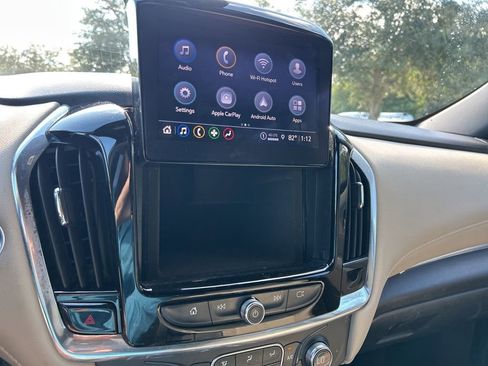 Used 2022 Chevrolet Traverse LT image 29