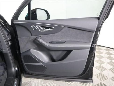 New 2025 Audi SQ7 Prestige image 27