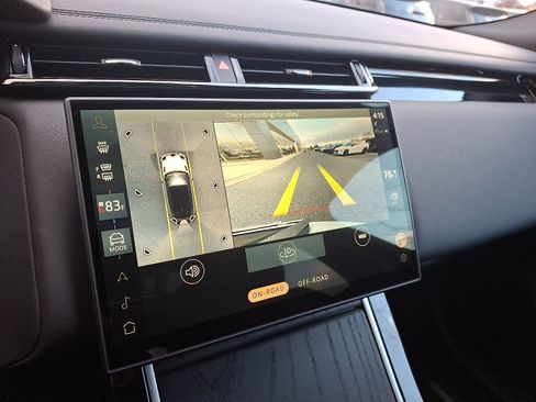 Used 2026 Land Rover Range Rover Velar Dynamic SE image 19